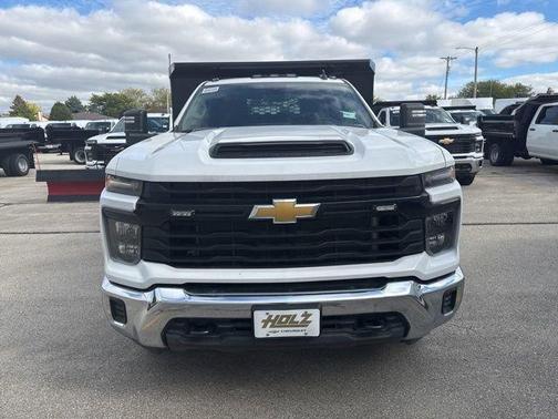 2025 Chevrolet Silverado 3500 WT