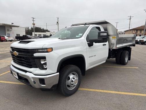 2025 Chevrolet Silverado 3500 WT