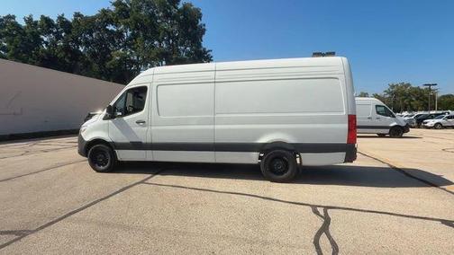 2025 Mercedes-Benz Sprinter 2500 170 WB