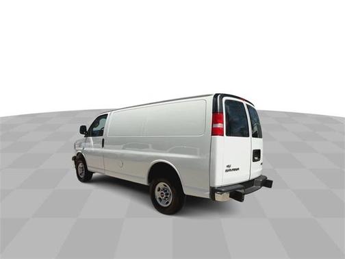 2022 GMC Savana 2500 Work Van