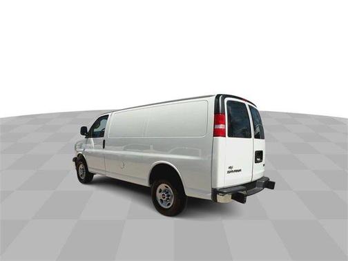 2022 GMC Savana 2500 Work Van