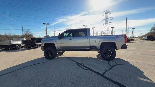 2025 Chevrolet Silverado 2500 LTZ