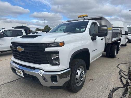 2025 Chevrolet Silverado 3500 WT