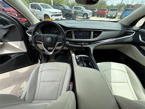 2022 Buick Enclave Essence