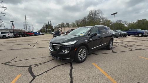 2022 Buick Enclave Essence