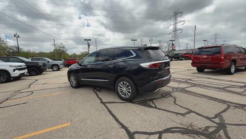 2022 Buick Enclave Essence
