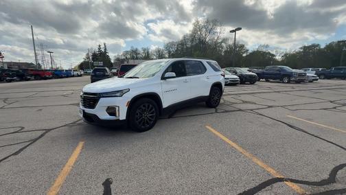 2023 Chevrolet Traverse RS