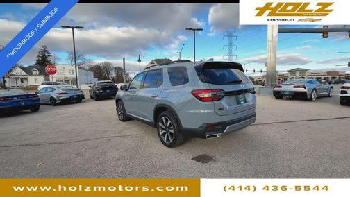 2025 Honda Pilot Touring