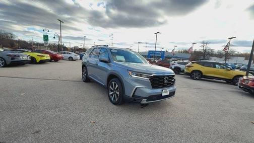 2025 Honda Pilot Touring