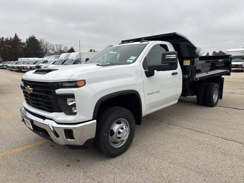 2025 Chevrolet Silverado 3500 WT