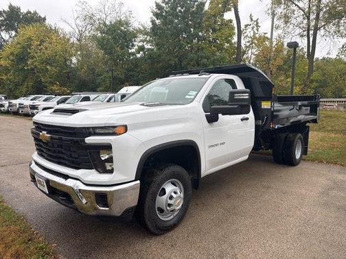 2025 Chevrolet Silverado 3500 WT
