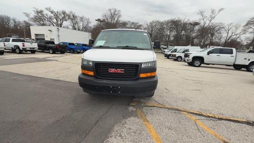 2023 GMC Savana 2500 Work Van