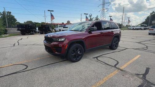 2023 Jeep Grand Cherokee Altitude