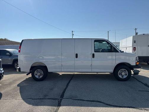 2025 Chevrolet Express 3500 Work Van