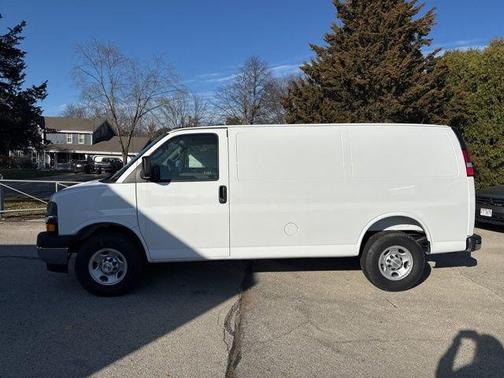 2025 Chevrolet Express 3500 Work Van
