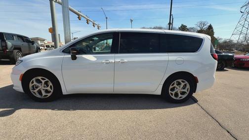 2024 Chrysler Pacifica Limited