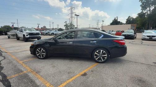 2016 Nissan Altima 2.5 SR