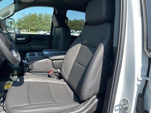 2025 Chevrolet Silverado 3500 WT