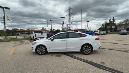 2020 Ford Fusion SE