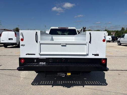 2025 Chevrolet Silverado 3500 WT