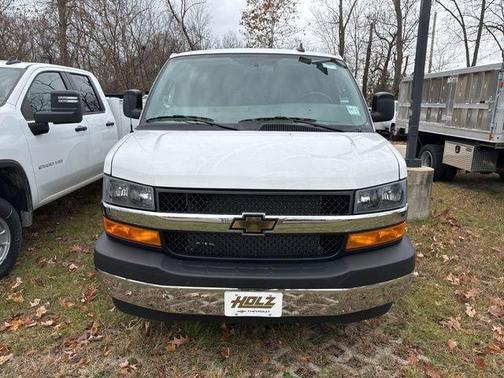 2025 Chevrolet Express 2500 Work Van