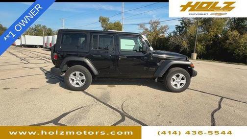 2022 Jeep Wrangler Unlimited Sport