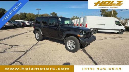 2022 Jeep Wrangler Unlimited Sport