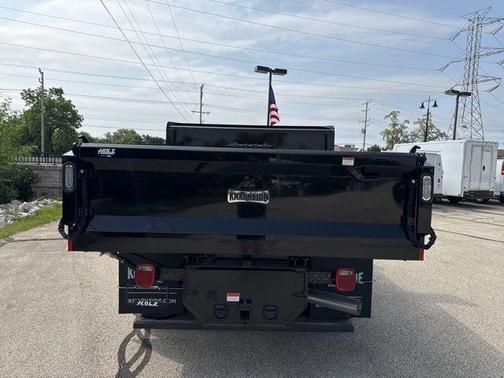 2025 Chevrolet Silverado 3500 WT