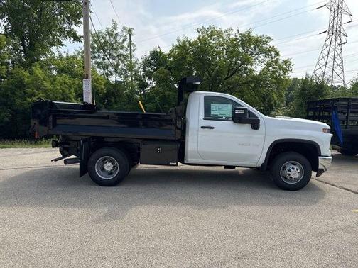 2025 Chevrolet Silverado 3500 WT