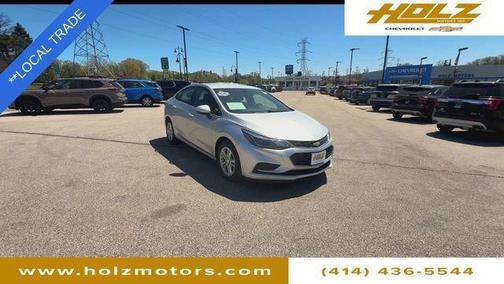 Silver Ice Metallic 2017 Chevrolet Cruze LT