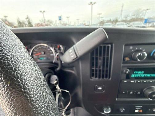 2023 GMC Savana 2500 Work Van