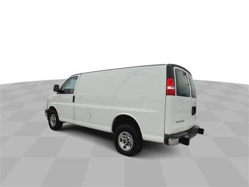 2023 GMC Savana 2500 Work Van