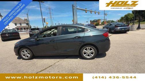 Graphite Metallic 2017 Chevrolet Cruze LT
