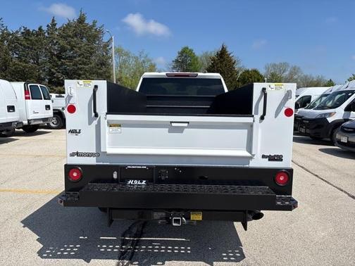 2025 Chevrolet Silverado 3500 WT