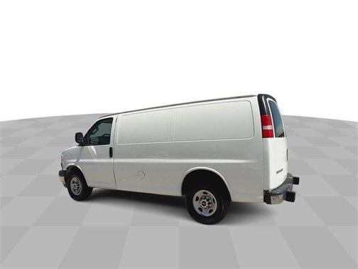2017 GMC Savana 2500 Work Van