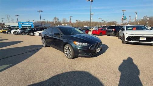 2020 Ford Fusion SE