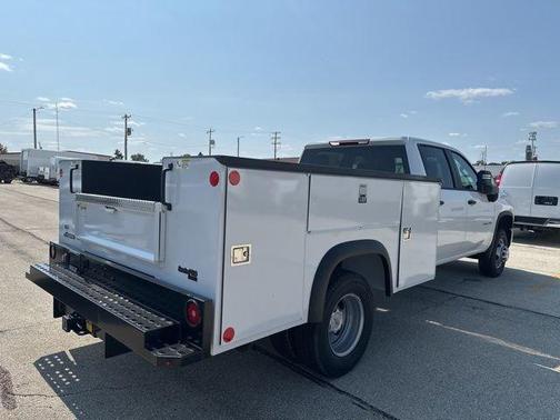 2025 Chevrolet Silverado 3500 WT