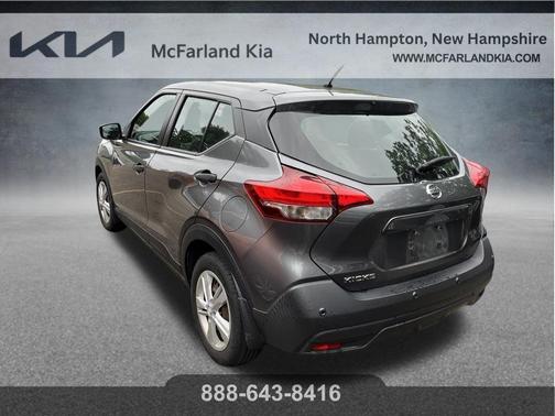 Gun Metallic 2020 Nissan Kicks S