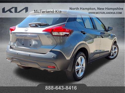 Gun Metallic 2020 Nissan Kicks S