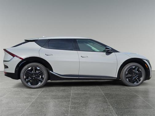 2025 Kia EV6 Wind
