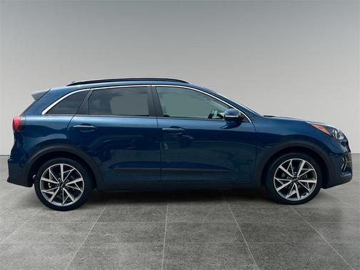 2022 Kia Niro Touring SE