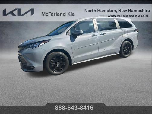Cement 2025 Toyota Sienna Woodland Edition