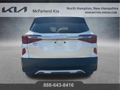 Snow White Pearl 2022 Kia Seltos LX