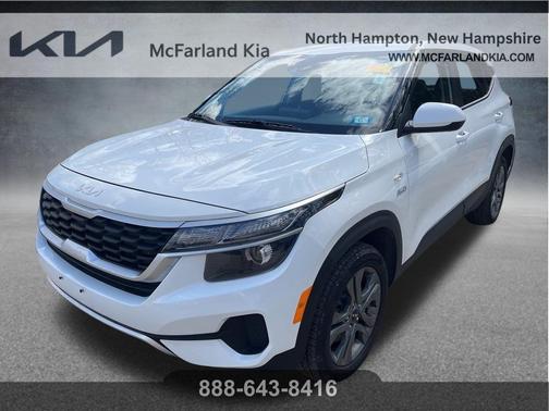 Snow White Pearl 2022 Kia Seltos LX