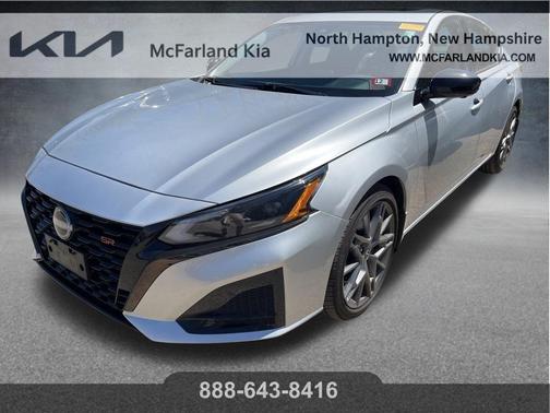 Brilliant Silver Metallic 2023 Nissan Altima 2.0 SR