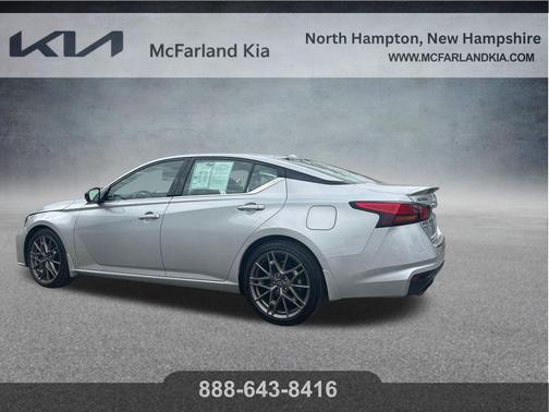 Brilliant Silver Metallic 2023 Nissan Altima 2.0 SR