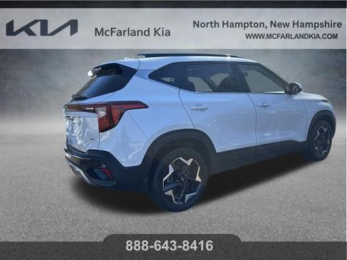 Snow White Pearl 2024 Kia Seltos EX