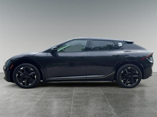 2025 Kia EV6 Wind