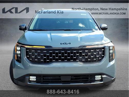 Iceberg Green 2027 Kia Carnival SX