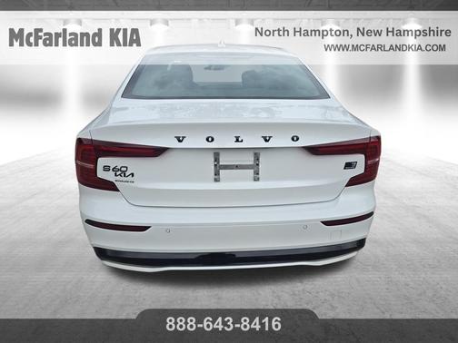 2023 Volvo S60 Recharge Plug-In Hybrid T8 Core Black Edition